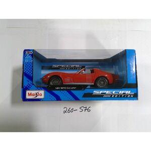 Maisto 1970 Corvette 1:24 Scale Red Special Edition Diecast Model Car NEW